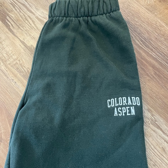 Brandy Melville Pants - Brandy Melville Colorado Aspen Sweats
